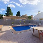 Casa Velazquez فيلة روخاليس