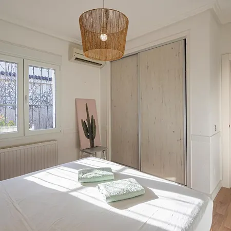 Casa Velazquez روخاليس